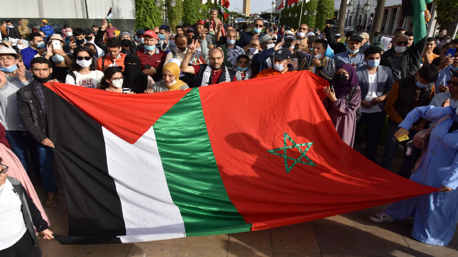 التضامن مع الشعب الفلسطيني